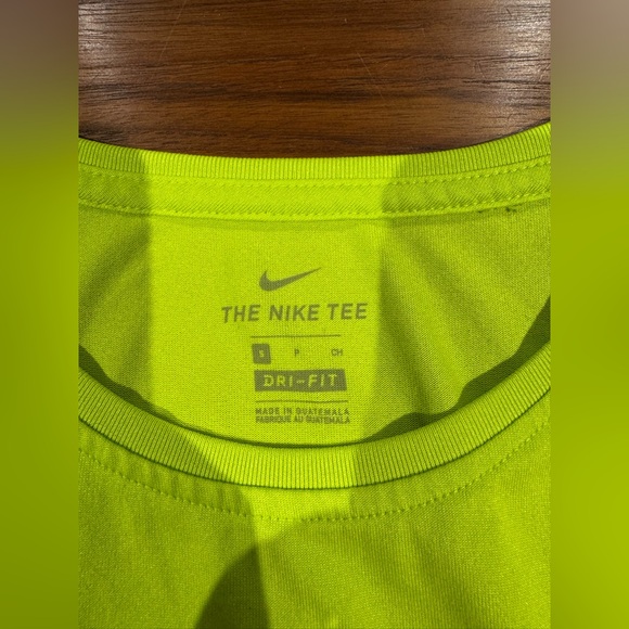 Neon Green Nike The Nike Tee Dri-Fit Running Tank Sleeveless Shirt Activewear S - Picture 3 of 6